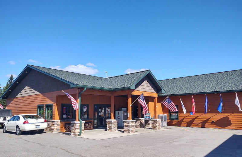 Woodys Outpost (Schaves Tourist Court, Grants Modern Tourist Court) - Woodys